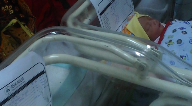 Dan Akhirnya si Jagoan Kembar pun Hadir Di Dunia Ini Part 2